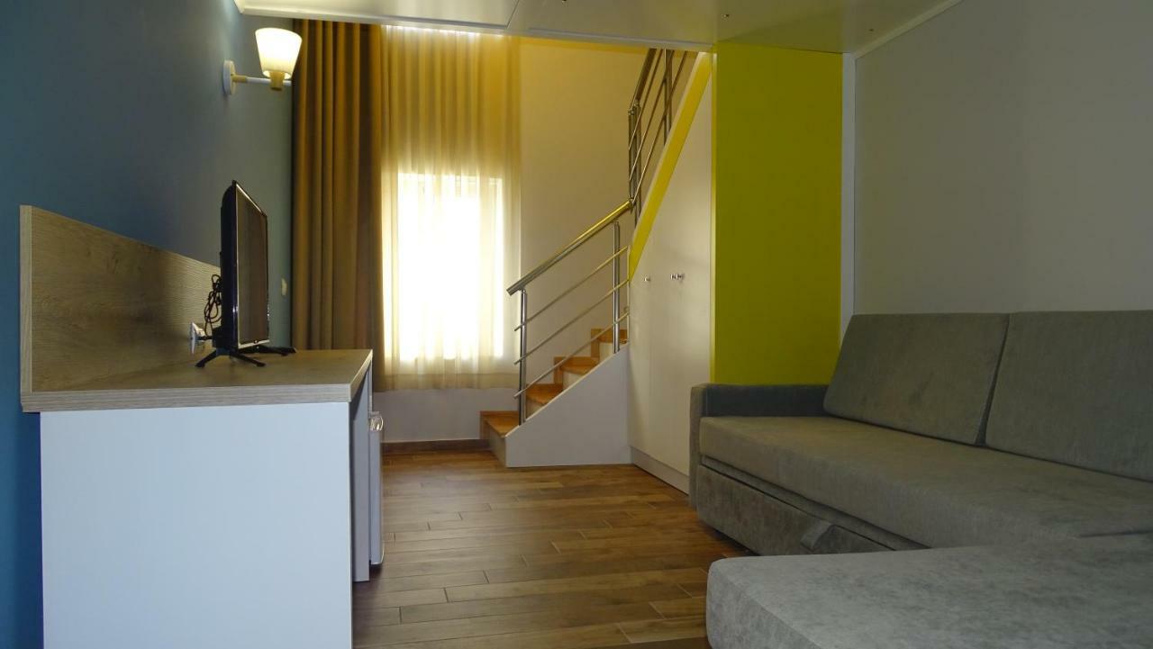 Bistrica Hotel ซารานเดอ ภายนอก รูปภาพ