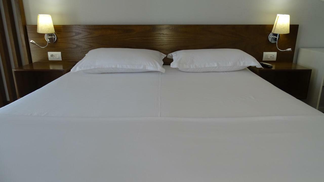 Bistrica Hotel ซารานเดอ ภายนอก รูปภาพ